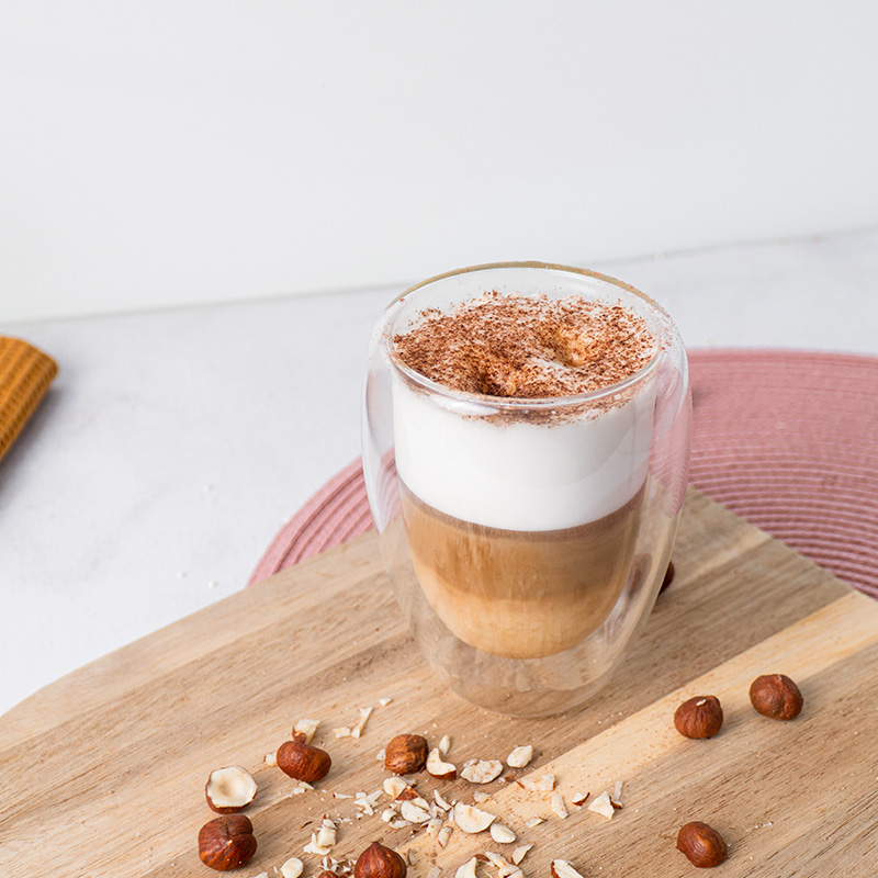 Lazdyno riešutų latte Lazdyno riešutų latte