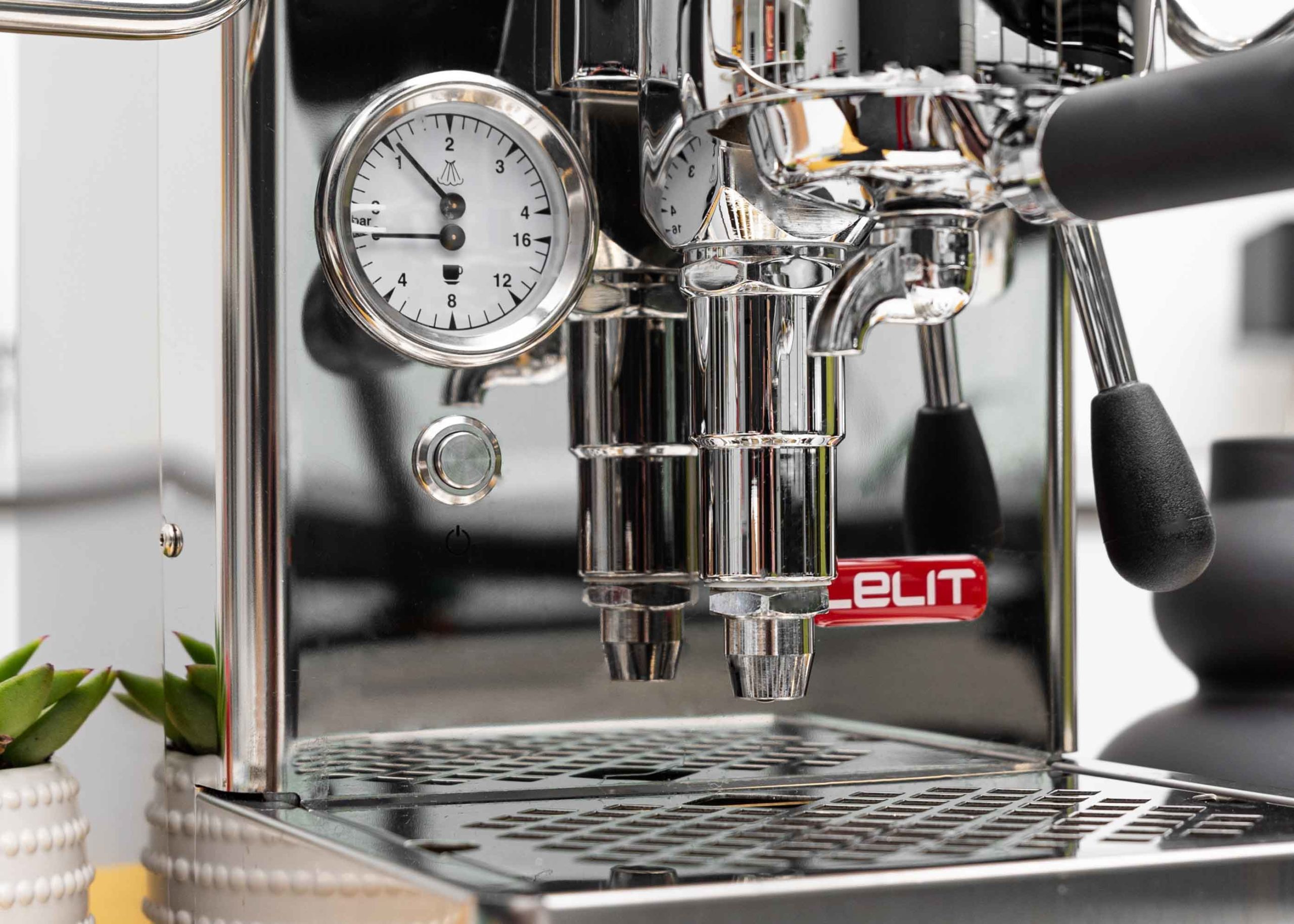 Clean espresso machine